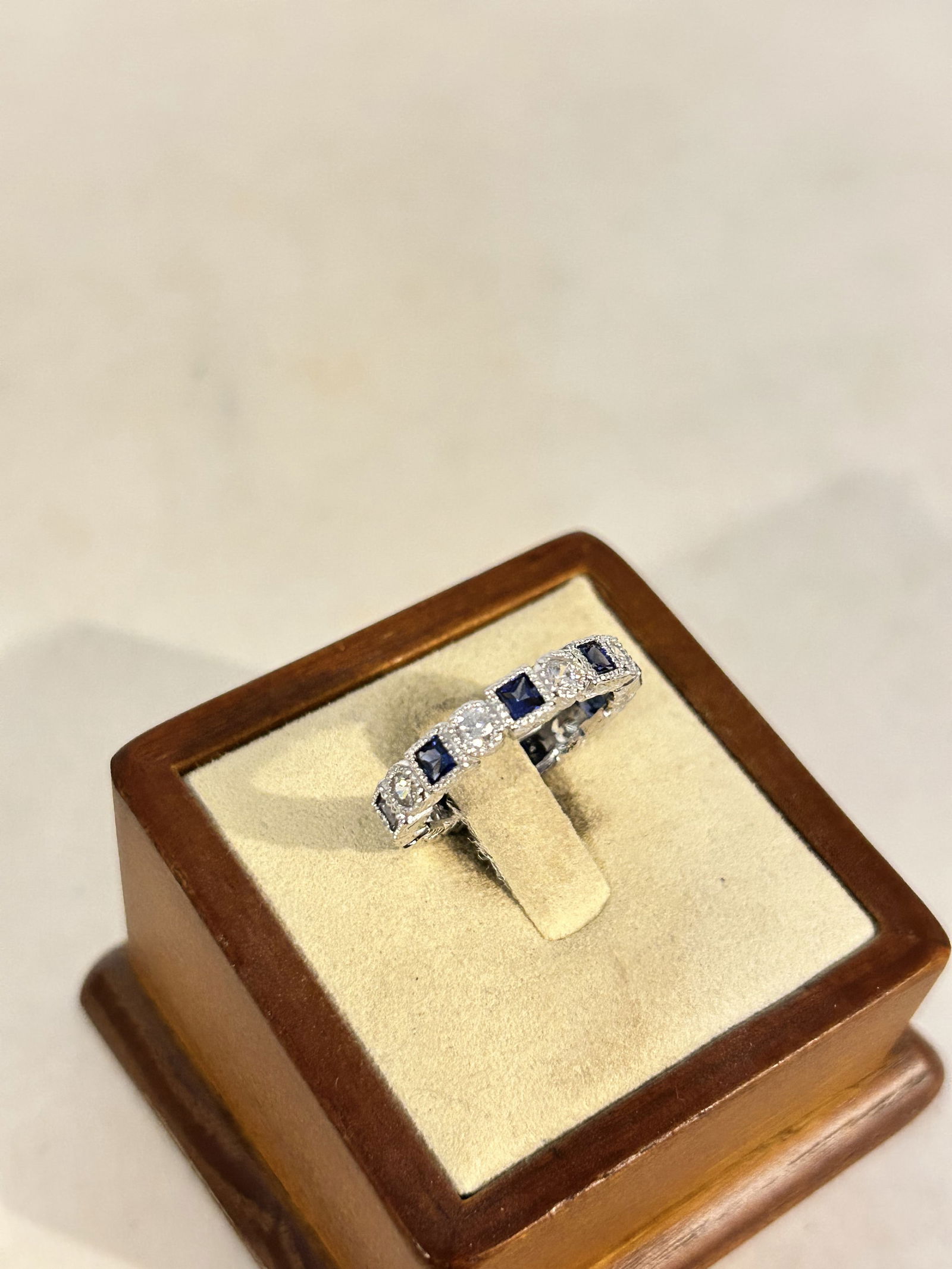 Vintage Sterling Silver Gem Stone Ring sz 7 (1 of 4)