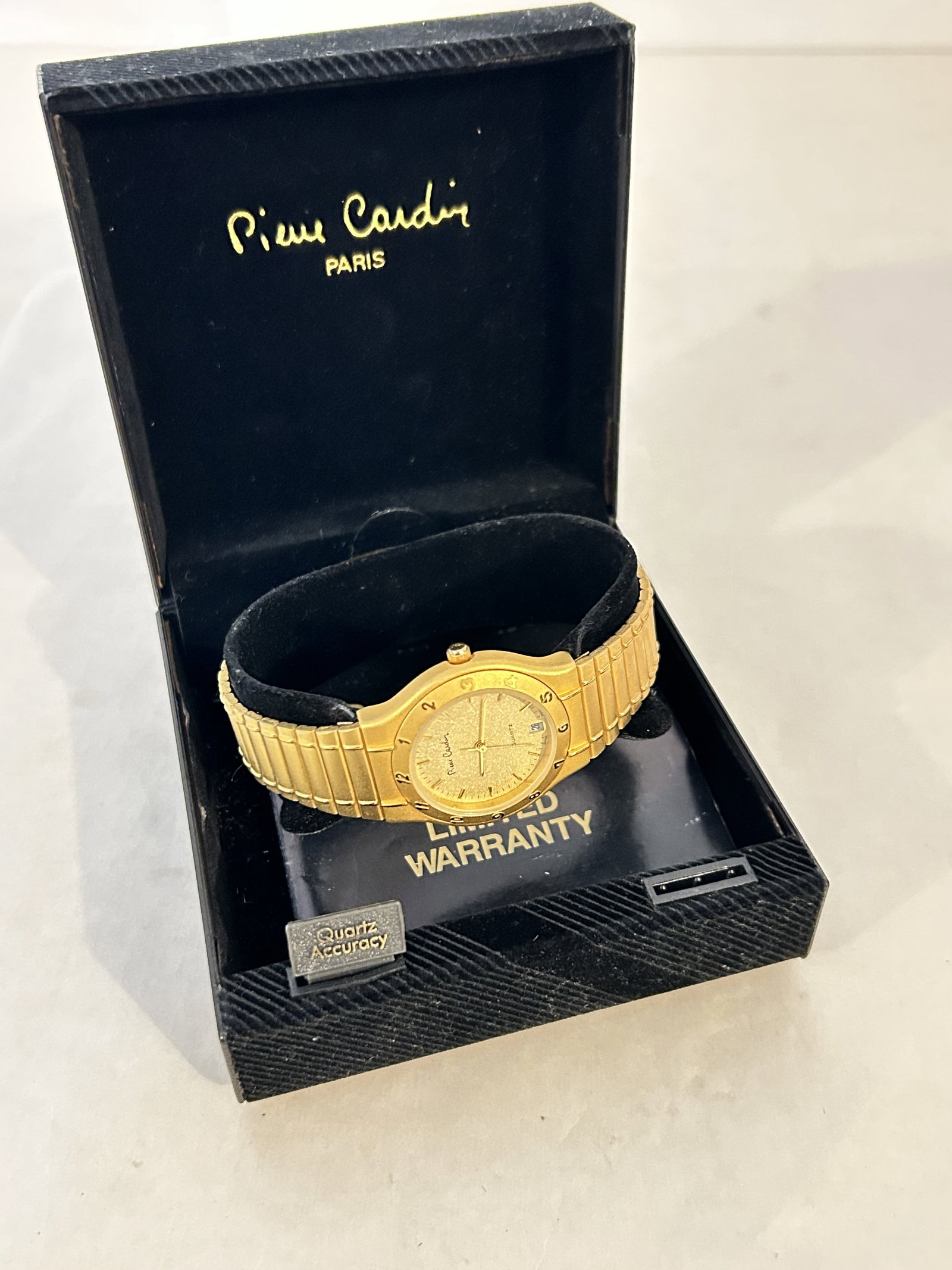 Vintage Pierre Cardin Gold Tone Dress Watch Wristwatch New (1 of 4)