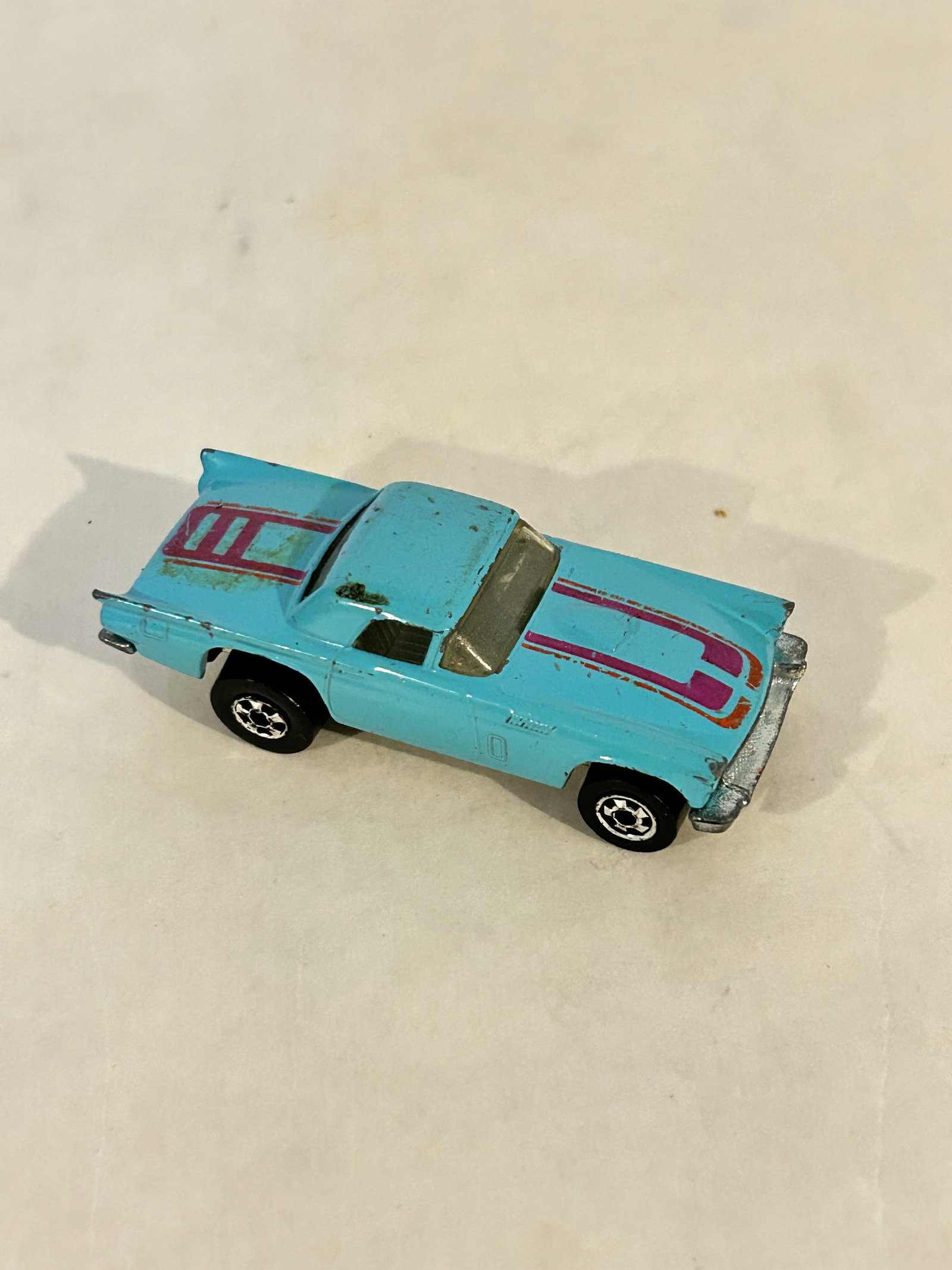 Vintage Hot Wheel Car 1977: Vintage Hot Wheel Car 1977 Please view all photos as they are part of the description and condition of this Item, Feel free to contact me with questions or picture requests! Used Item AS IS