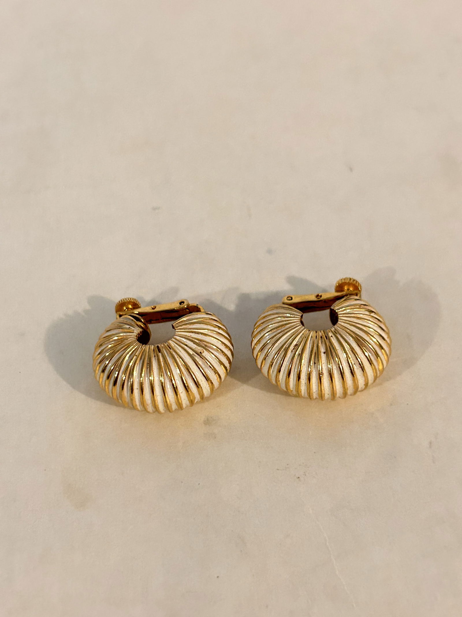 Vintage Vendome GoldTone Textured Ribbed Half Hoop Clip On Earrings Signed (1 of 4)