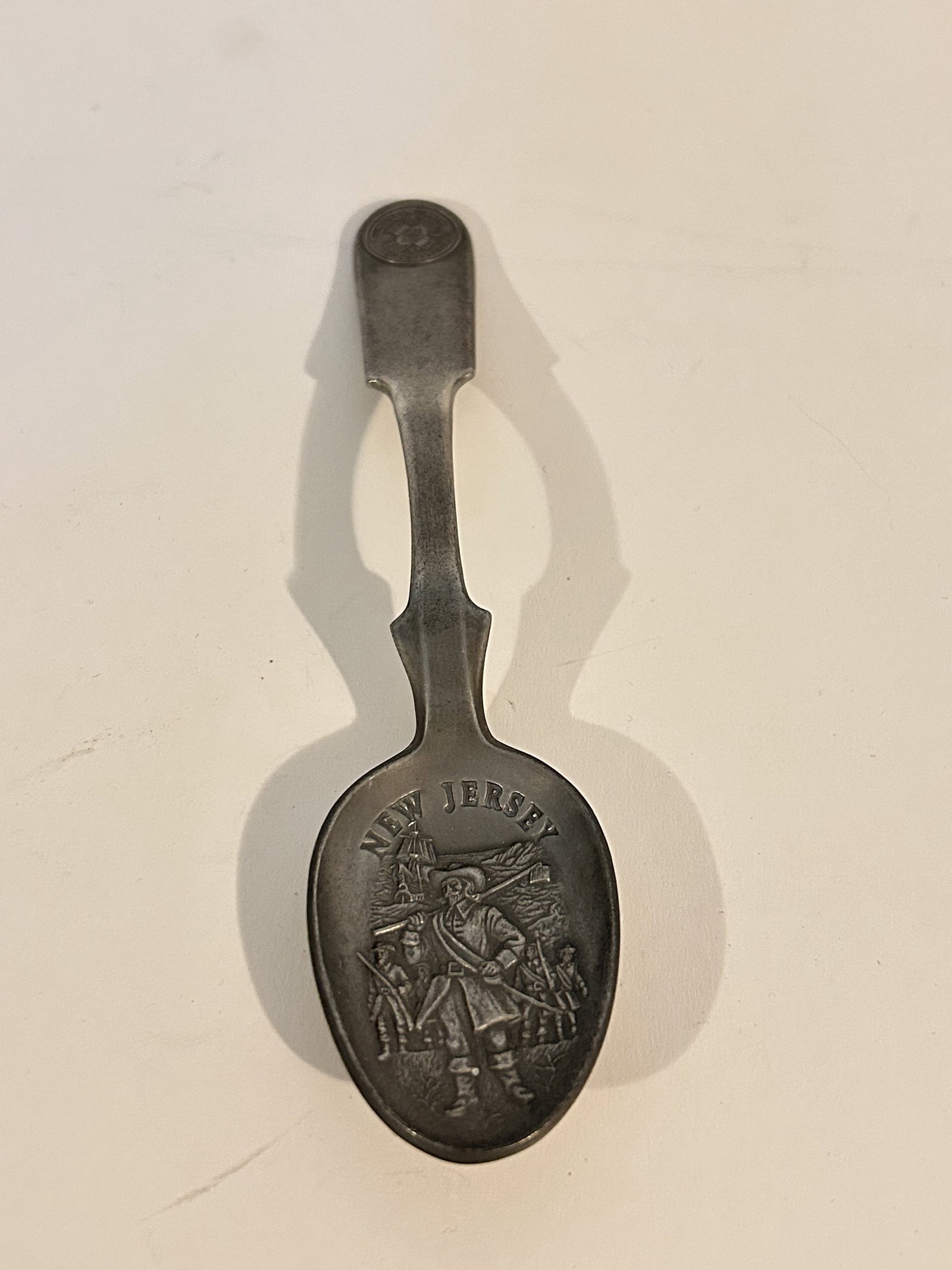 Vintage New Jersey Pewter Spoon: Vintage New Jersey Pewter Spoon Please view all photos as they are part of the description and condition of this Item, Feel free to contact me with questions or picture requests! Used Item AS IS