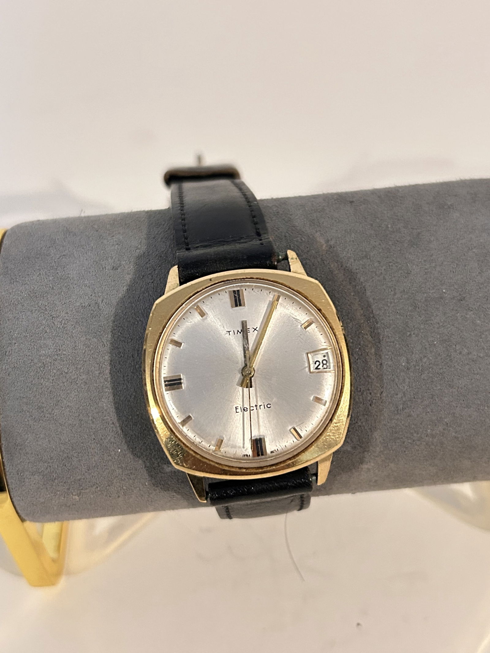 Rare 1960s Timex Electric Mens Watch Runs Great needs bat (1 of 5)