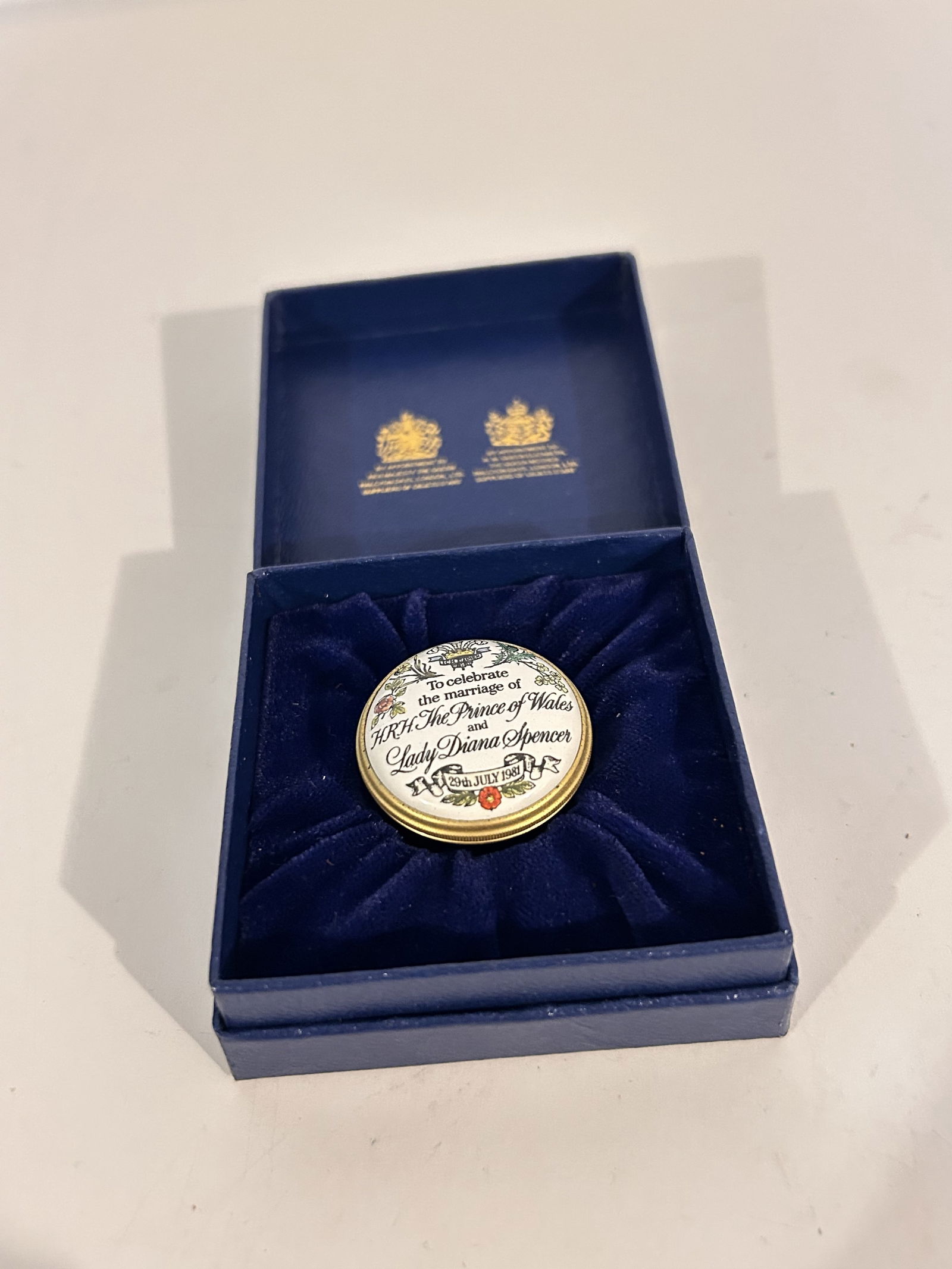 Halcyon Days ENAMEL Box Princess Diana Prince Charles Royal WEDDING Lady Di Wale (1 of 5)