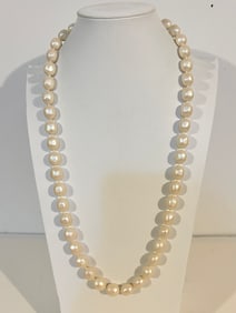 Vintage  new Richelieu beaded Necklace Sz 27"