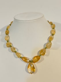 Vintage 14K gold Swarovski gem stone Necklace Sz 16"