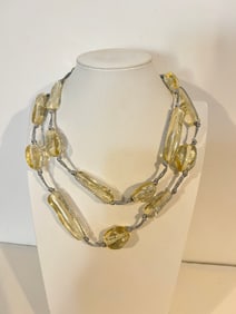 Vintage acrylic beaded Necklace Sz 40"