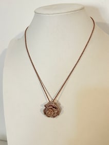 Vintage Bronzo floral pendant Necklace Sz 18"