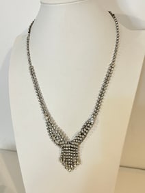 Vintage  rhinestone elegant Necklace Sz 22"