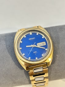 Seiko DX 1970 Stainless Blue Dial Automatic Watch 6106-8207 works great!!!!
