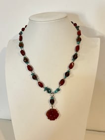 Vintage glass beaded pendant Necklace Sz 18"