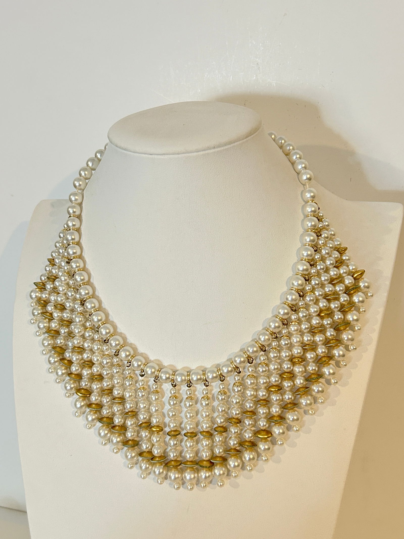 Vintage Japan Statement beaded pearl Necklace Sz 14" (1 of 6)