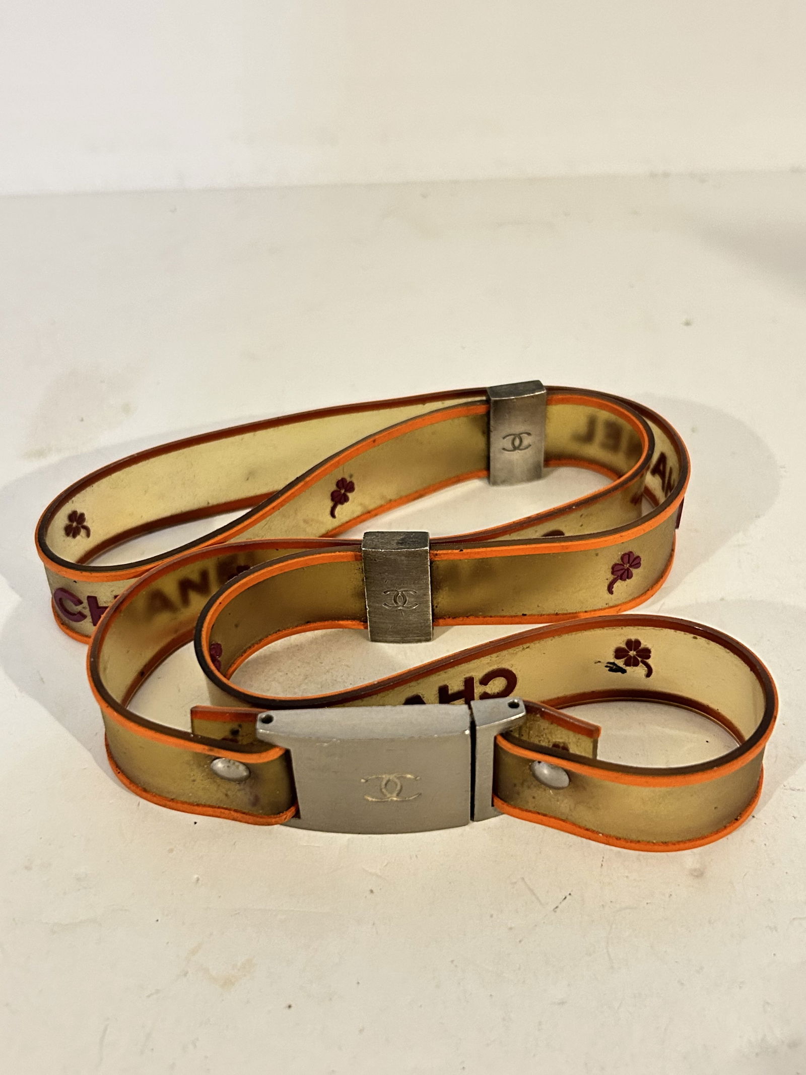 CHANEL CC Logo Clear Rubber Silver Tone belt (1 of 5)