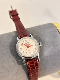 Vintage Mickey Mouse Ingersoll 1960s watch Wind Up Works great!!!