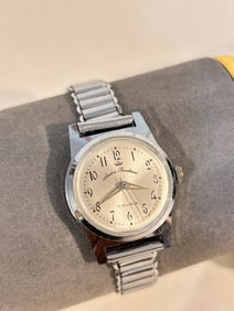 Vintage Andre Bouchard Mens Manual Wristwatch 17 Jewels works great!!!!