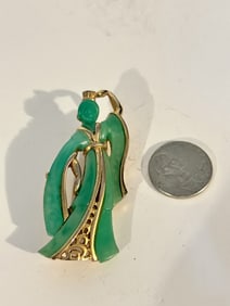 Vintage boucher Signed & Numbered # 1131P green brooch