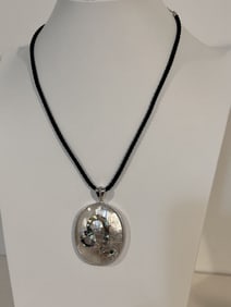 Vintage Sterling Silver mother of pearl pendant Necklace 18"