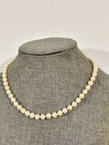 Vintage 14K Gold Pearl Necklace 17"
