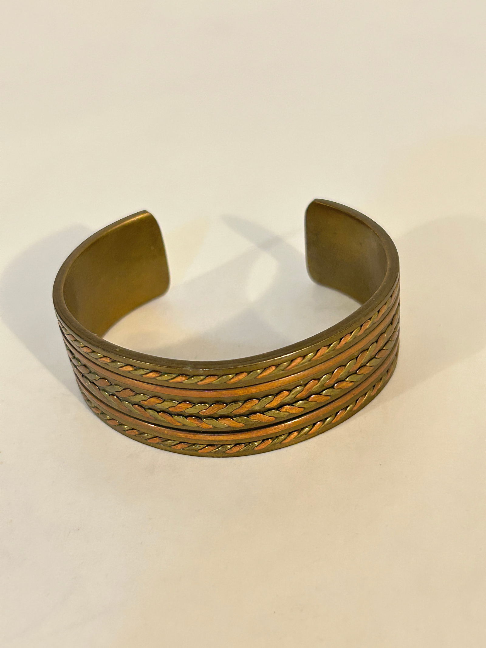 Vintage heavy copper cuff Bracelet Sz 7 (1 of 4)