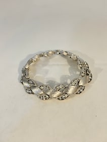 Vintage Trifari silver tone rhinestone Bracelet Sz 7