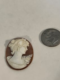 Vintage Cameo Shell