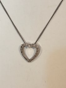 Vintage Sterling Silver heart pendant Necklace Sz 16"