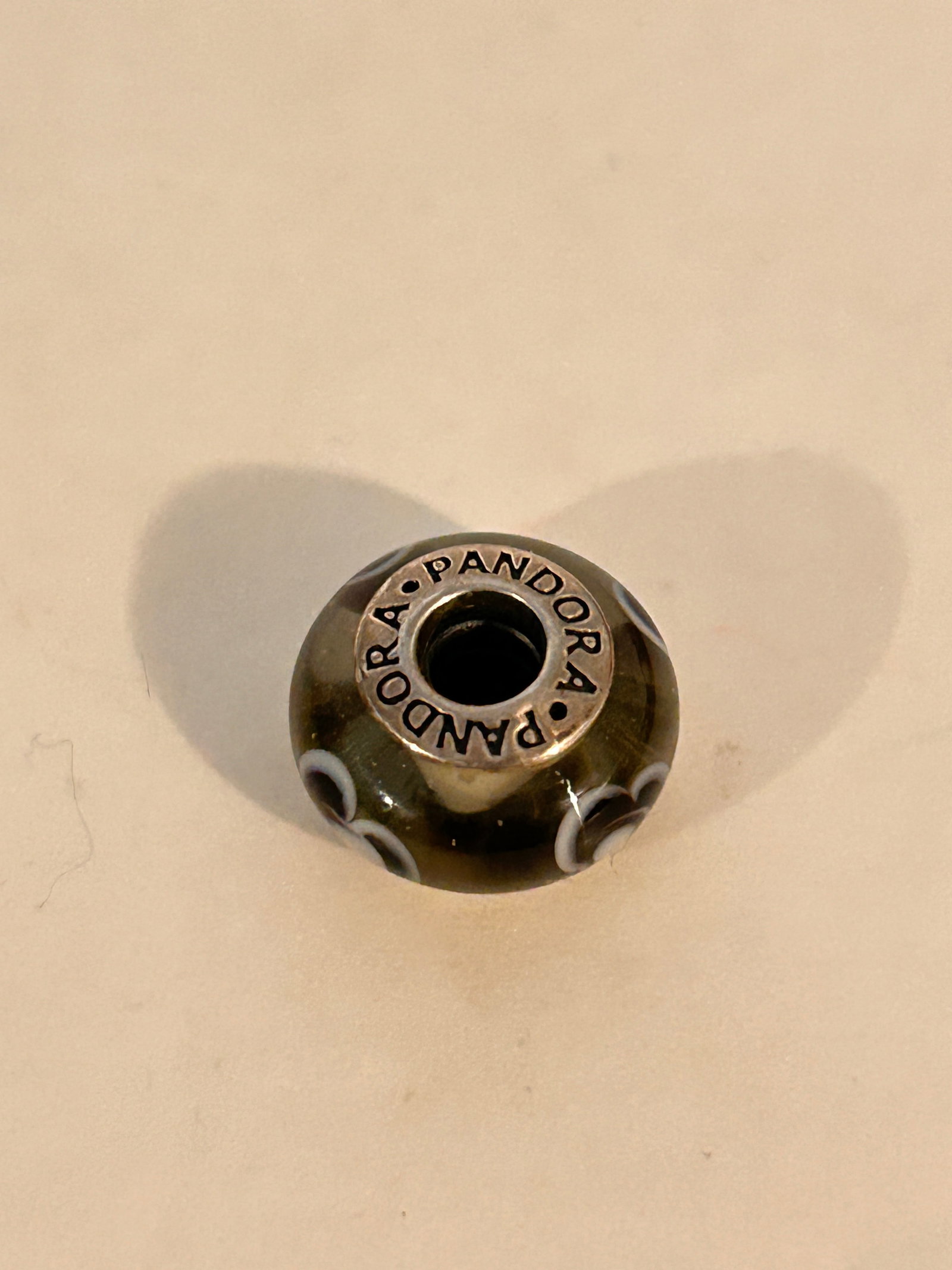 Vintage Sterling Silver Pandora Charm: Vintage Sterling Silver Pandora Charm Please view all photos as they are part of the description and condition of this Item, Feel free to contact me with questions or picture requests! Used Item AS IS