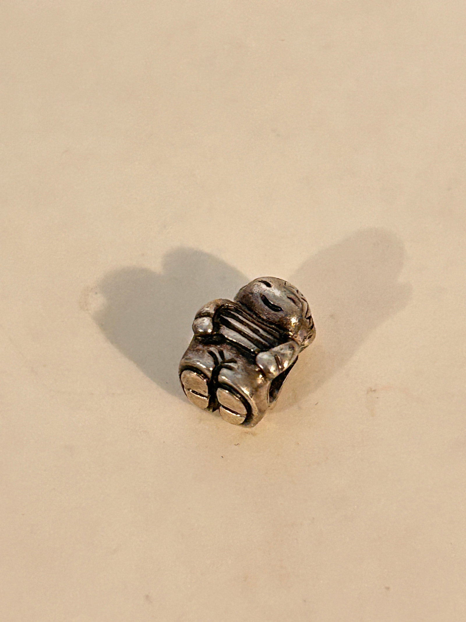 Vintage Sterling Silver Pandora Charm: Vintage Sterling Silver Pandora Charm Please view all photos as they are part of the description and condition of this Item, Feel free to contact me with questions or picture requests! Used Item AS IS