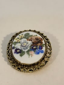 Vintage hand painted floral glass pendant Brooch