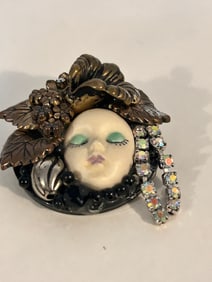 Vintage lady rhinestone ceramic Brooch