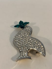 Vintage rhinestone dove bird silver tone Brooch