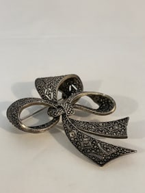 Vintage Jennifer Moore Brooch