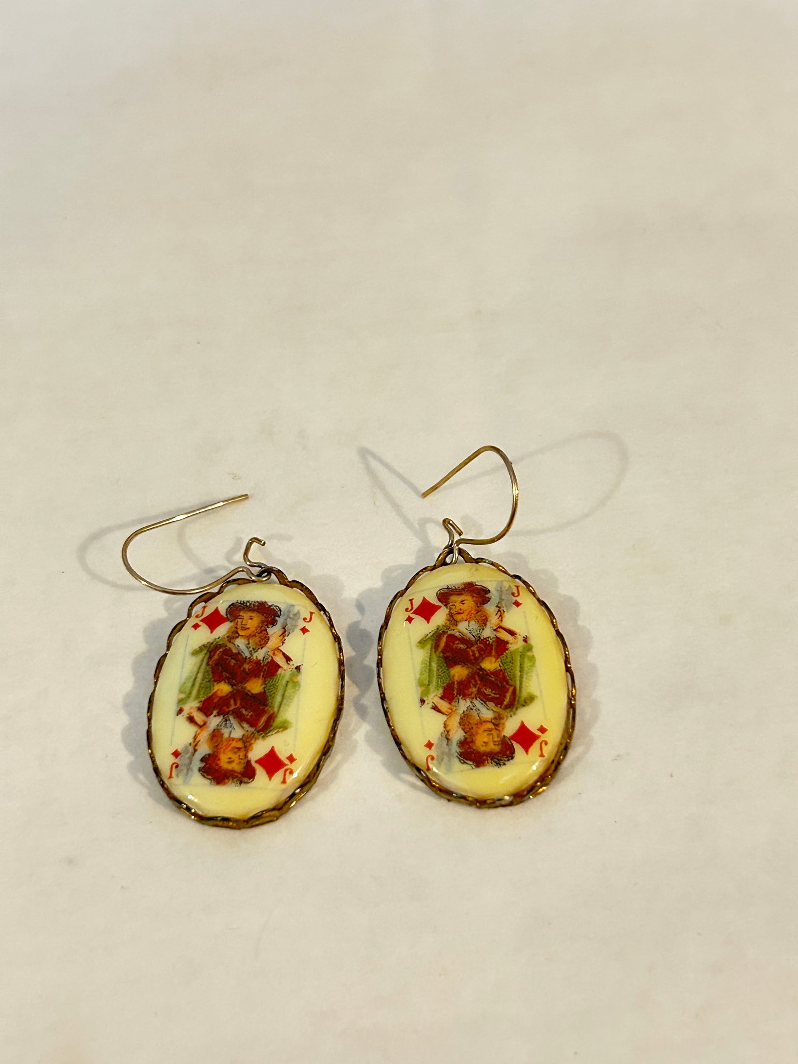 Vintage Jack of Diamonds glass Earrings: Vintage Jack of Diamonds glass Earrings Please view all photos as they are part of the description and condition of this Item, Feel free to contact me with questions or picture requests! Used Item AS 