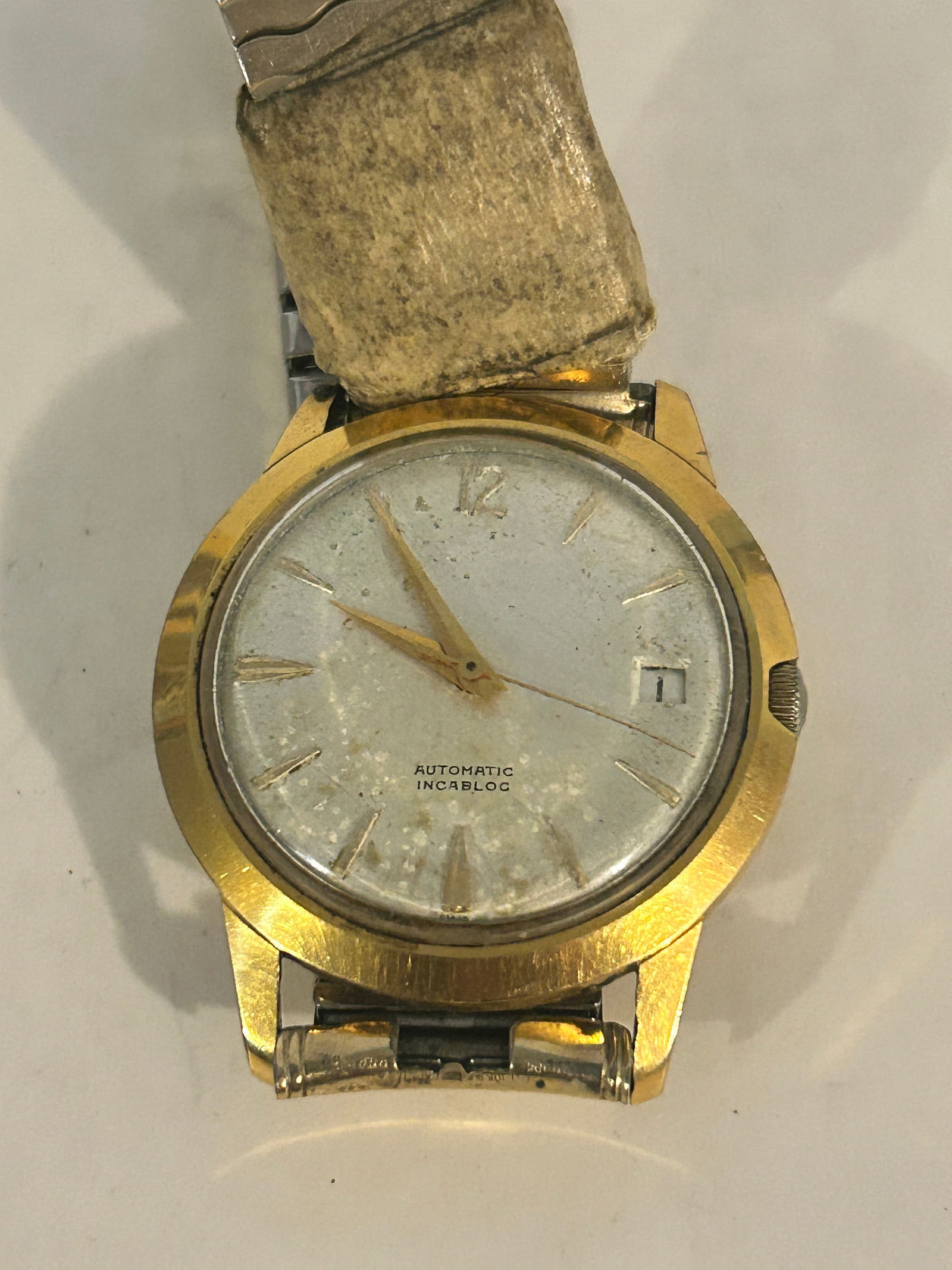 Vintage Automatic 41 jewel working watch cant read the name (1 of 4)
