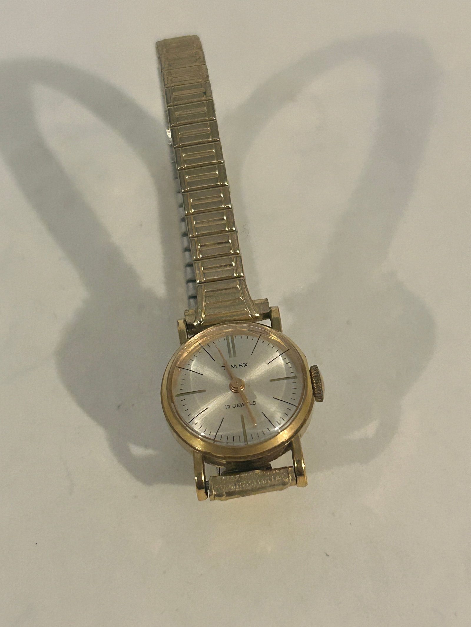Vintage working timex 17 JEWELS mech watch (1 of 5)