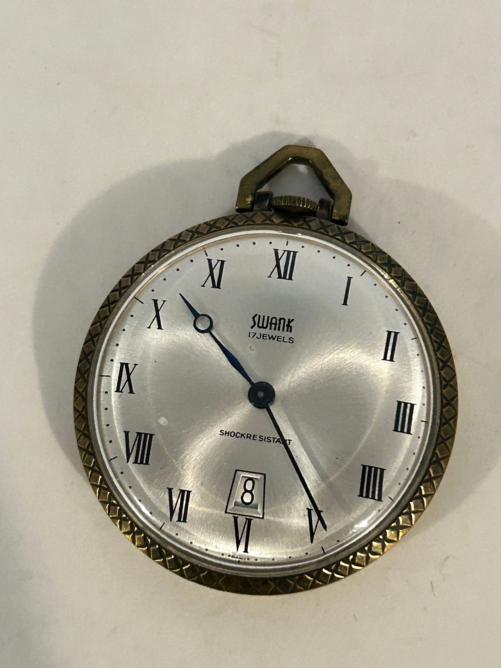 Vintage Swank 17 jewels working mech pocket watch: Vintage Swank 17 jewels working mech pocket watch Please view all photos as they are part of the description and condition of this Item, Feel free to contact me with questions or picture requests! Use
