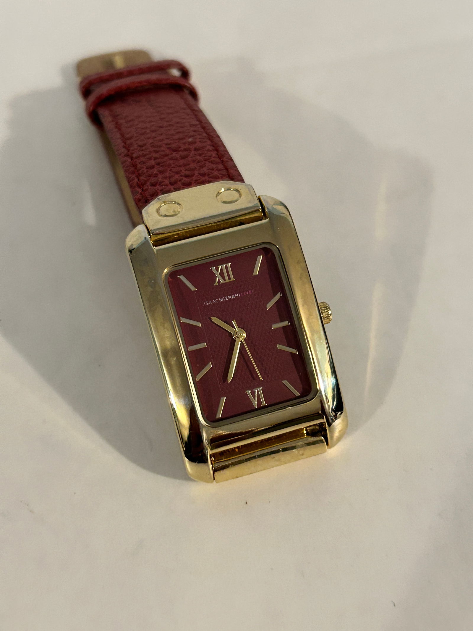 Isaac Mizrahi Live Leather Watch 36mm Working: Isaac Mizrahi Live Leather Watch 36mm Working Please view all photos as they are part of the description and condition of this Item, Feel free to contact me with questions or picture requests! Used It