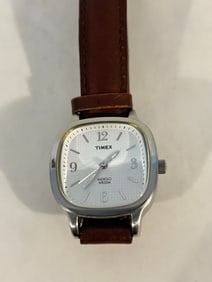 Vintage Timez Indiglo working quartz wr 30m Watch
