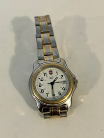 Vintage Swiss Army military quartz working Watch