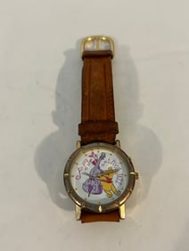Vintage Winnie the pooh quartz musical working Watch