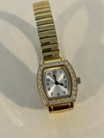 Vintage Quartz rhinestone working Watch