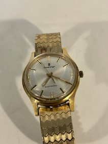 Vintage Sovereign electronic mech working Watch