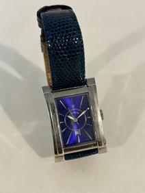 Vintage Croton blue quartz working Watch