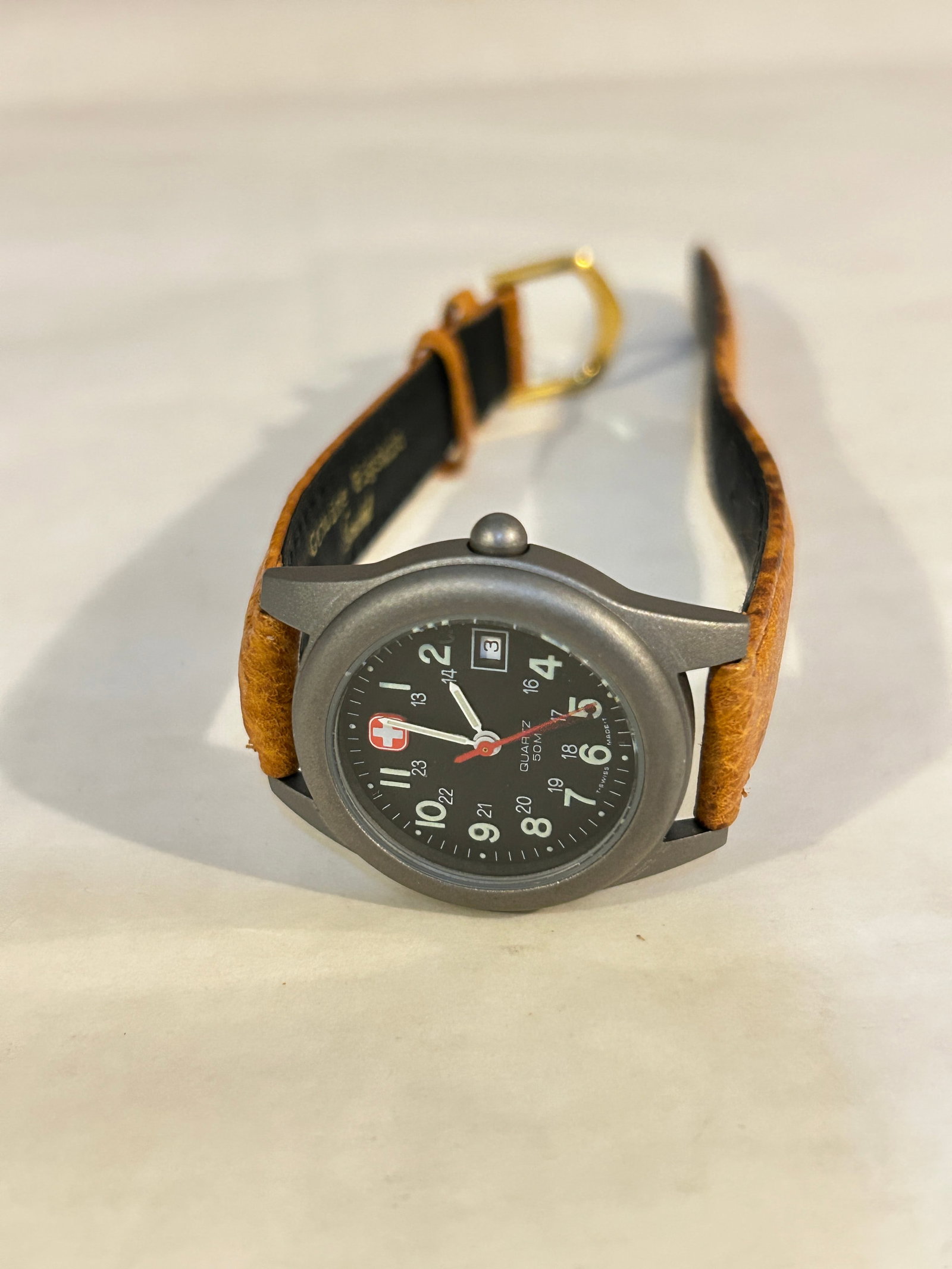 Vintage Wenger Unlimited Marlboro quartz working Watch gun metal: Vintage Wenger Unlimited Marlboro quartz working Watch gun metal Please view all photos as they are part of the description and condition of this Item, Feel free to contact me with questions or pictur