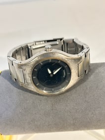 Vintage Fossil working quartz Watch signs of age