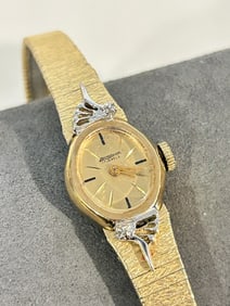 Vintage Ladies Armitron mech working Watch