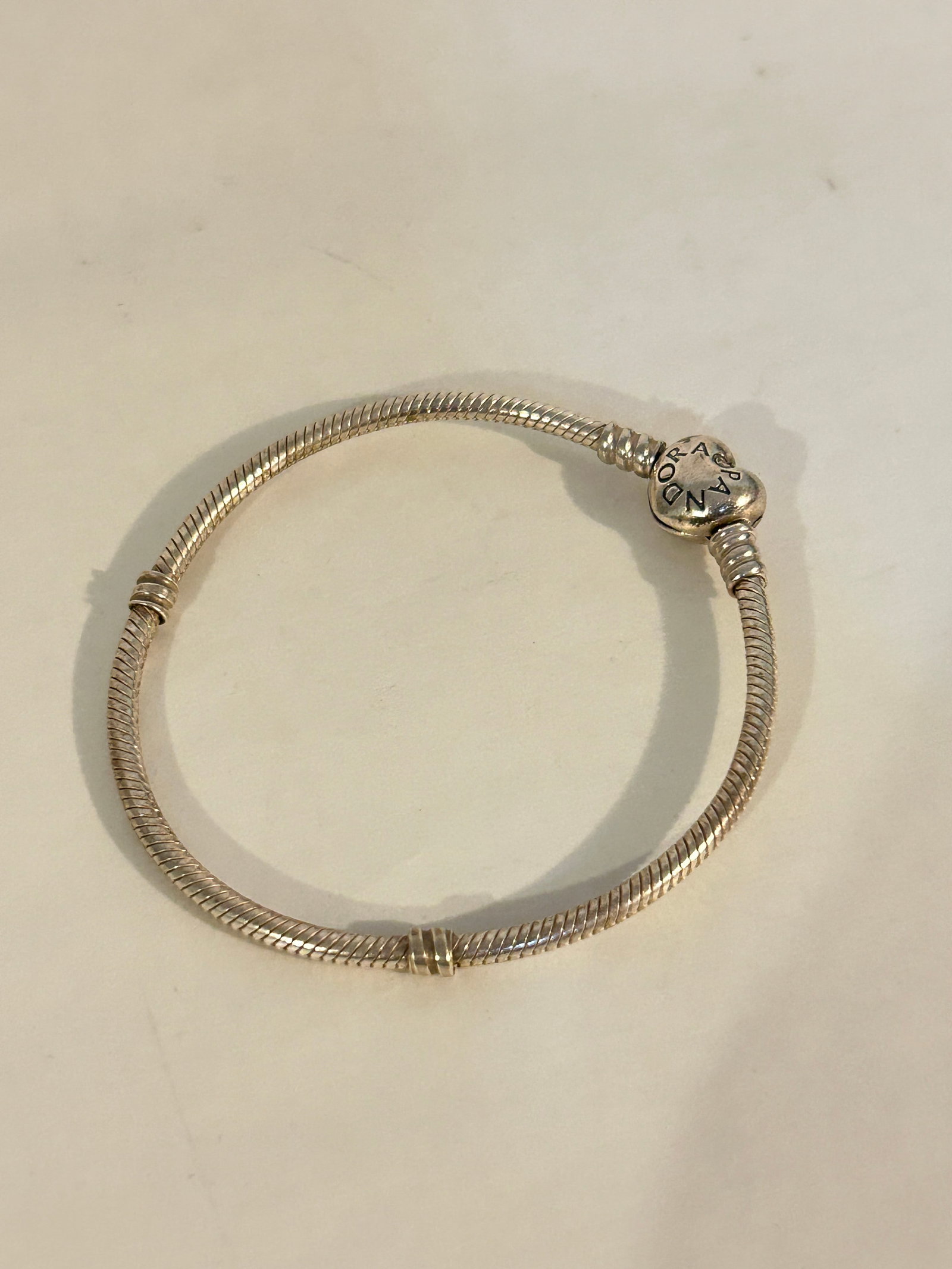 Vintage Sterling Silver Pandora heart Bracelet 7": Vintage Sterling Silver Pandora heart Bracelet 7" Please view all photos as they are part of the description and condition of this Item, Feel free to contact me with questions or picture requests! Use