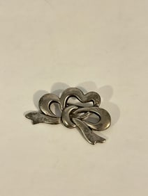 Vintage Sterling Silver modernist bow Brooch