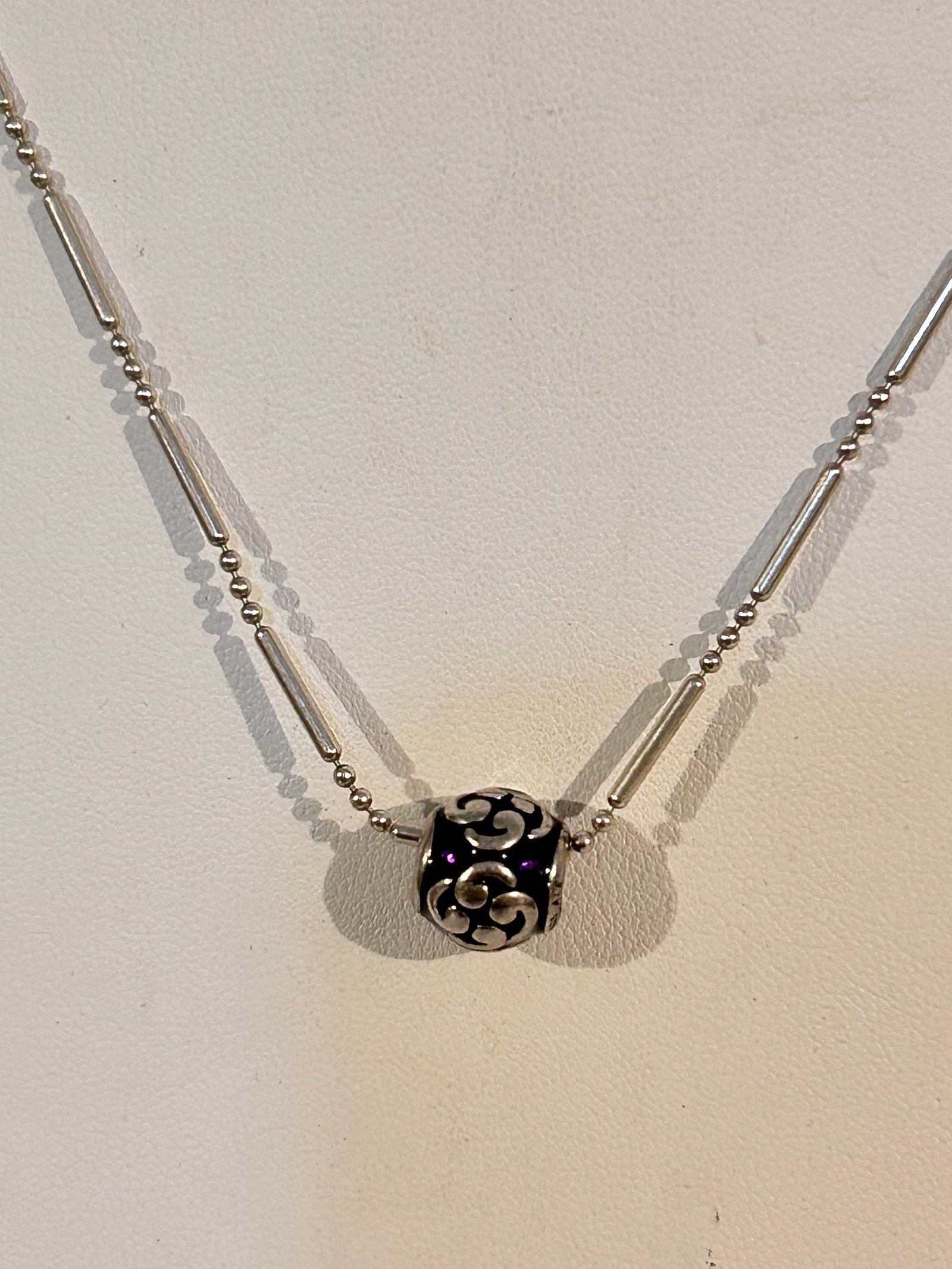 Vintage Sterling Silver Necklace & Pandora charm 17": Vintage Sterling Silver Necklace & Pandora charm 17" Please view all photos as they are part of the description and condition of this Item, Feel free to contact me with questions or picture requests! 