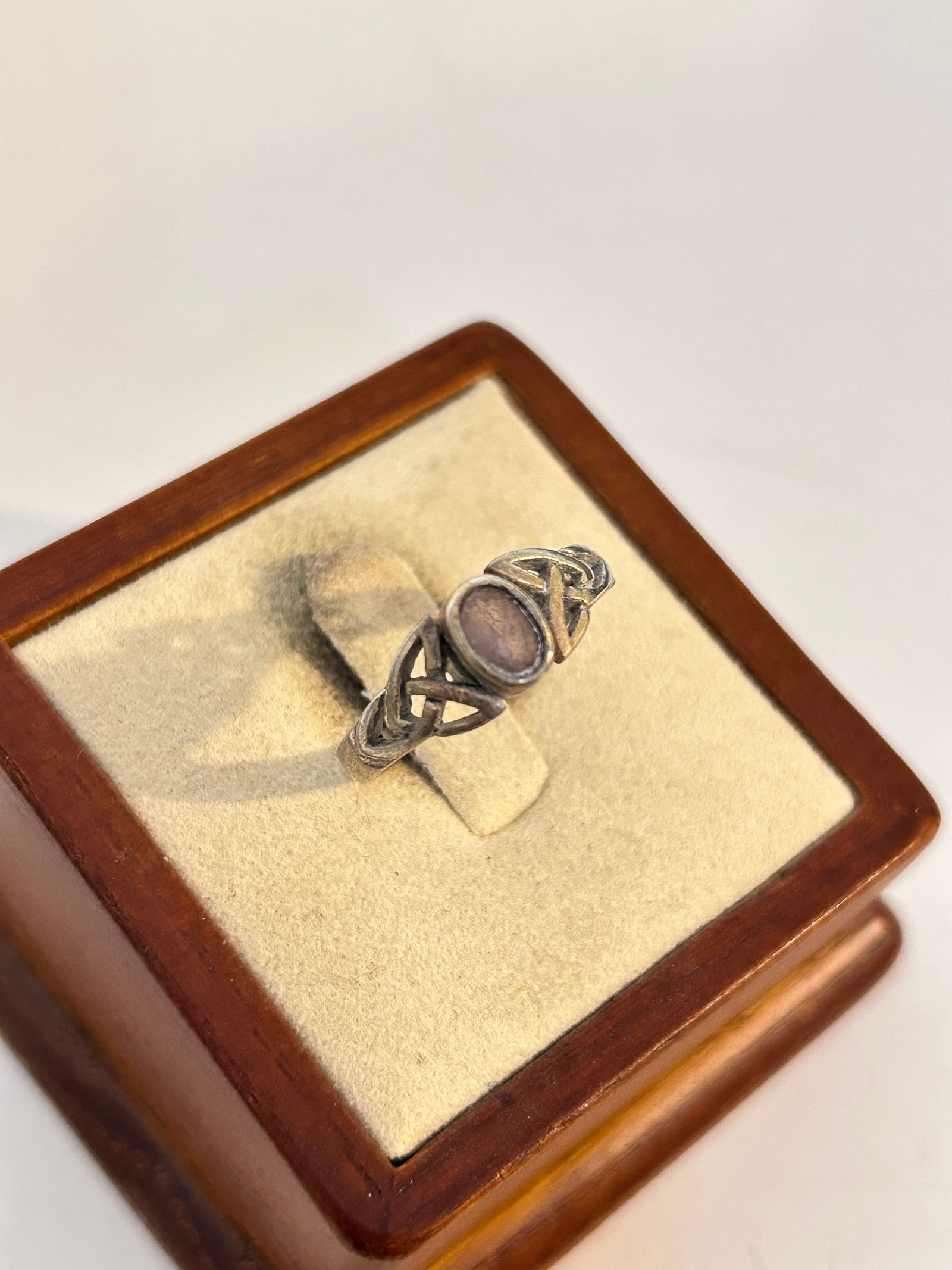 Vintage Sterling Silver gemstone Ring sz 7.5 (1 of 4)