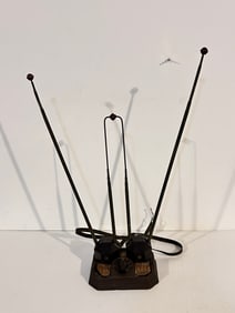 Vintage old TV rabit ears antenna